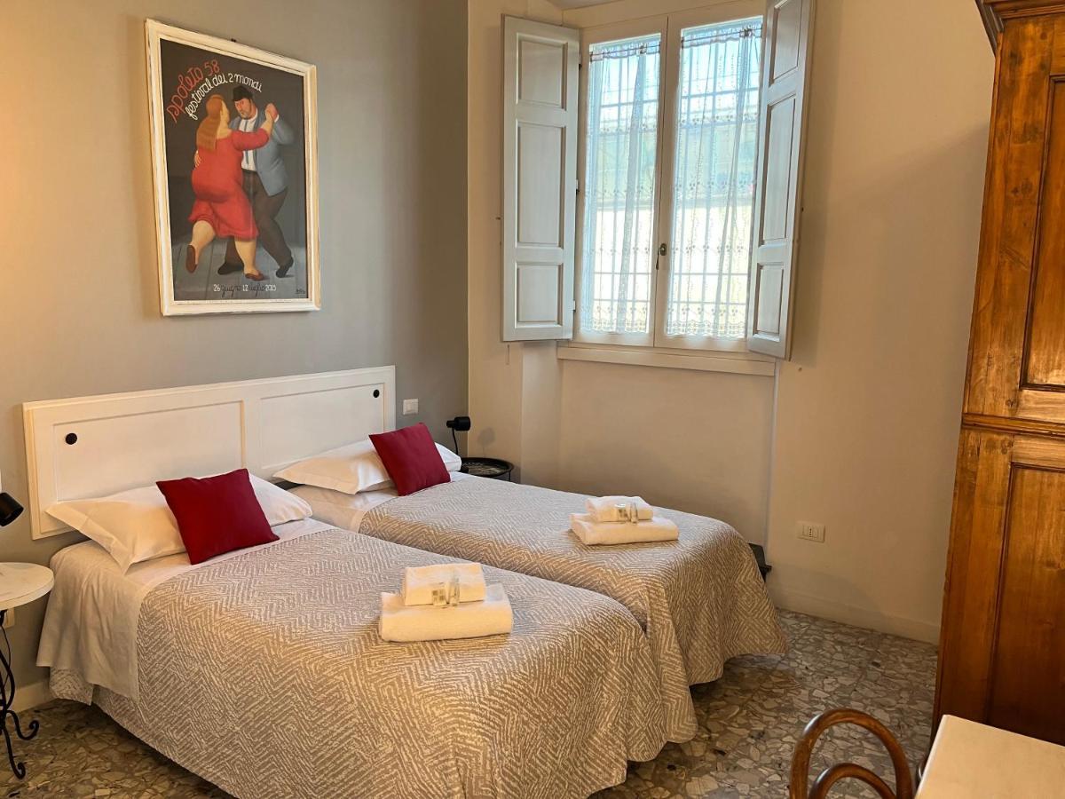 In The Center Of Florence Hotell Eksteriør bilde