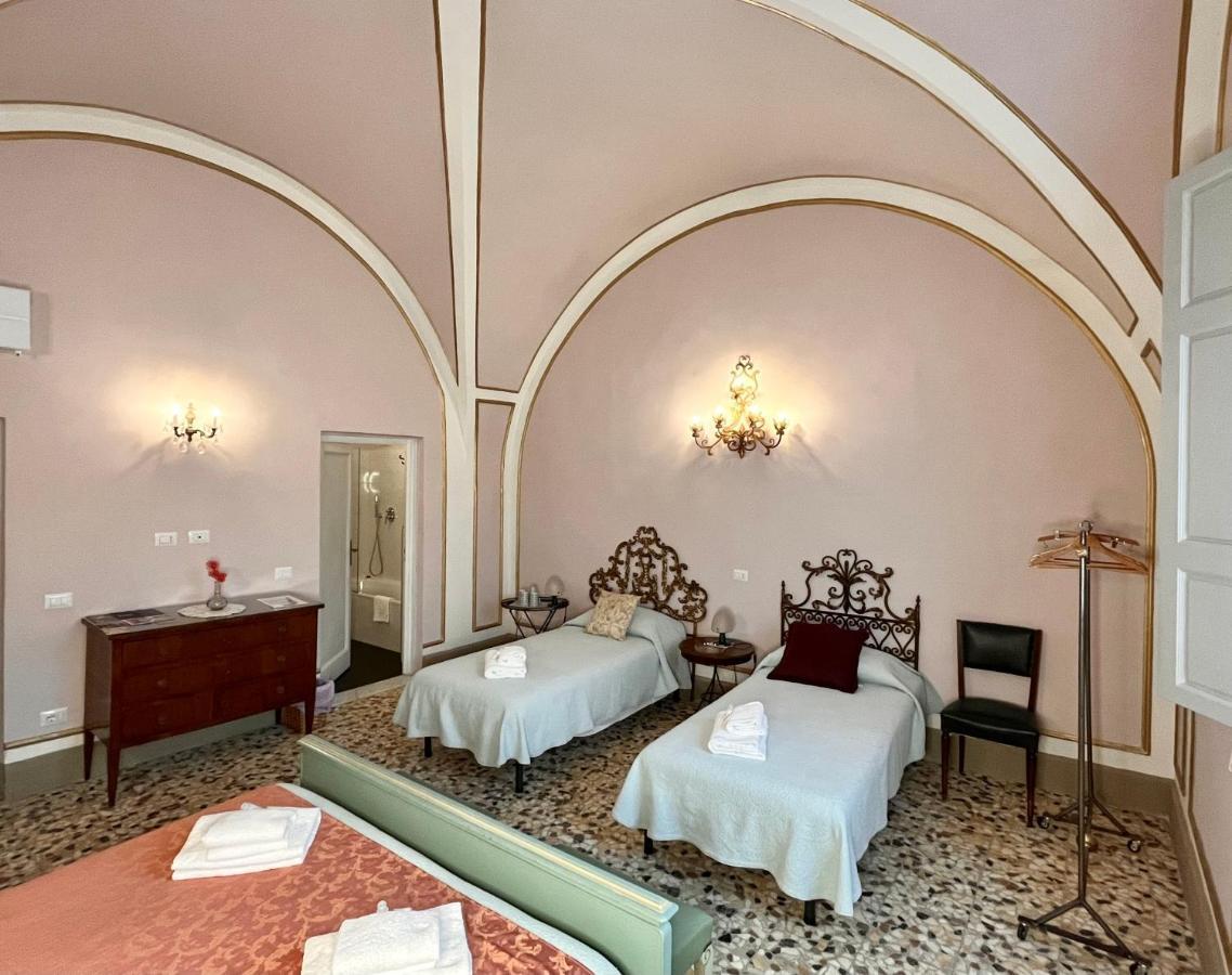 In The Center Of Florence Hotell Eksteriør bilde